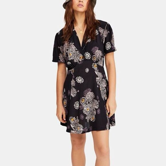 FREE PEOPLE BLUE HAWAII SHORT SLEEVE DRESS - Picture 1 of 4
